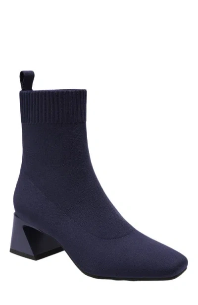 Vivaia Square-toe Water-repellent Heeled Boots In Blue