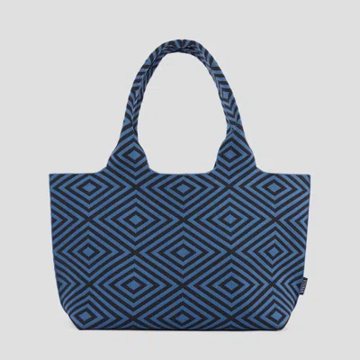 Vivaia The Classic Tote (wallace)