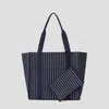 Vivaia The Lightweight Tote (sarah)