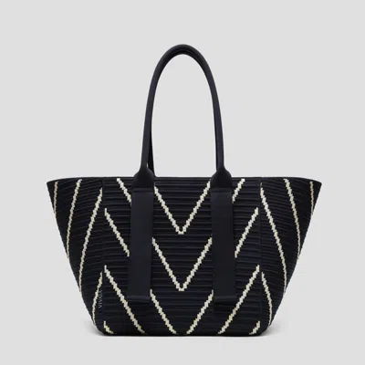 Vivaia The Trapeze Tote (shuri)