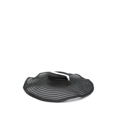 Vivetta Caps In Black