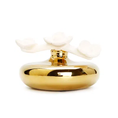Vivience Gold Circular Diffuser With Three White Flowers, "english Pear & Freesia" Scent