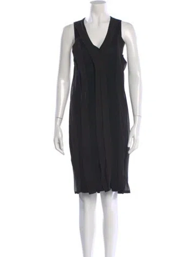 Pre-owned Vivienne Tam Silk Knee-length Dress In Black