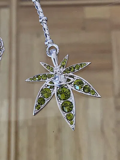 Pre-owned Vivienne Westwood 2014 Marihuana Orb Necklace