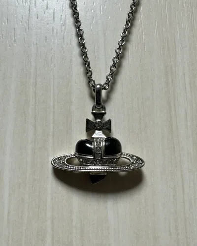Pre-owned Vivienne Westwood Black Heart Orb Necklace