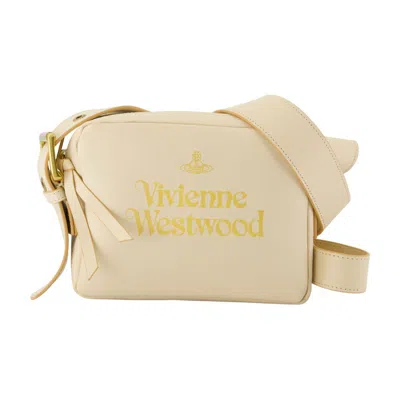 Vivienne Westwood Carrie Camera Shoulder Bag In Pink