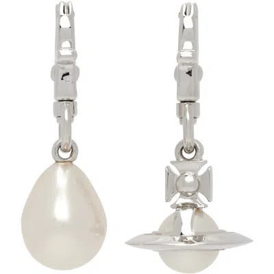 Vivienne Westwood Claude Small Earrings In P103 Platinum / Crea