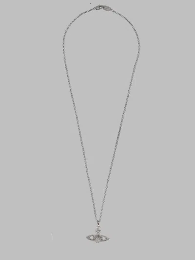 Vivienne Westwood Collana Con Ciondolo Orb "mini Bas Relief" In Neutral
