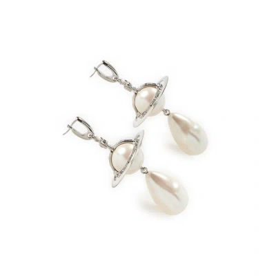 Vivienne Westwood Giant Pearl Earrings In White