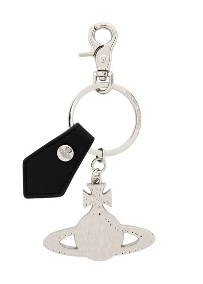 Vivienne Westwood Hammered Orb Keyring In Silver