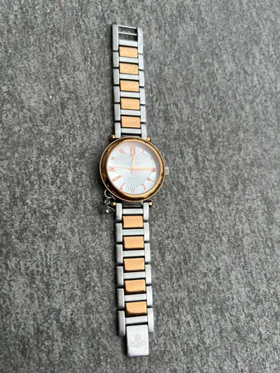 Pre-owned Vivienne Westwood Heart Watch W/saturn Pendant In Silver