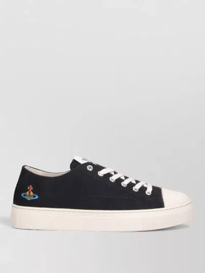 Vivienne Westwood Lace Up Low Top Round Toe Sneakers In Black