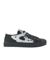Vivienne Westwood Low-cut Casual Sneakers In Black