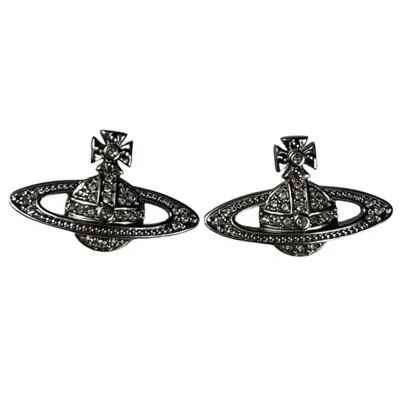 Pre-owned Vivienne Westwood Mini Bas Relief Earrings In Silver