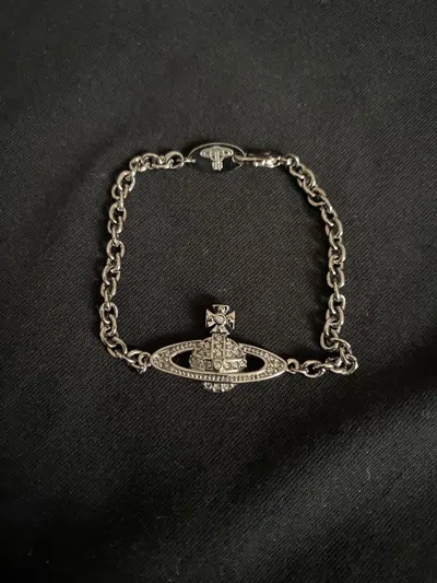 Pre-owned Vivienne Westwood Orb Bracelet In Silver