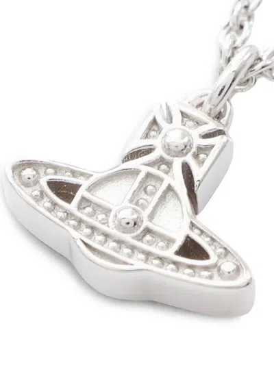 Pre-owned Vivienne Westwood Orb Pendant Necklace In Silver