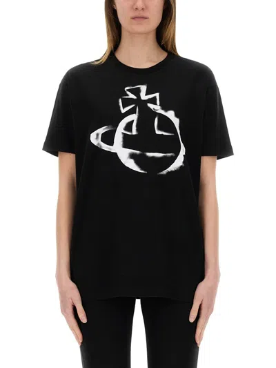 VIVIENNE WESTWOOD VIVIENNE WESTWOOD "STENCIL ORB" T-SHIRT UNISEX