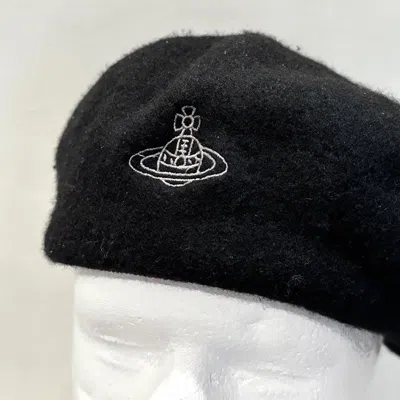 Pre-owned Vivienne Westwood Woolen Embroidered Beret Cap In Gray