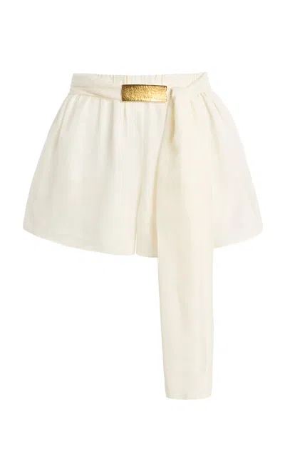 Vix X Rhw Rosie Crepe Shorts In White