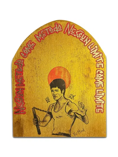 Vj’s Mind Icone Bruce Showbiz Wall Painting In Gold