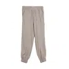 Vænn Women's Neutrals Bleeker Jogger Oyster