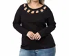 Vocal Apparel Laser Cut Neckline And Stones Top - Plus In Black In Black