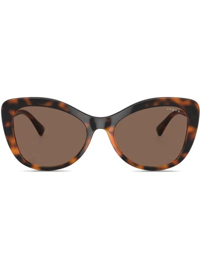 Vogue Eyewear Sonnenbrille Mit Butterfly-gestell In Braun