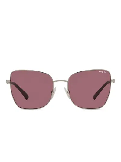 Vogue Eyewear 猫眼镜框太阳眼镜 In Gold