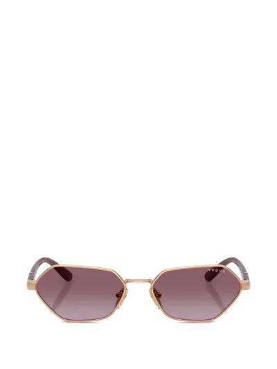 Vogue Eyewear Geometric-frame Sunglasses In Gold