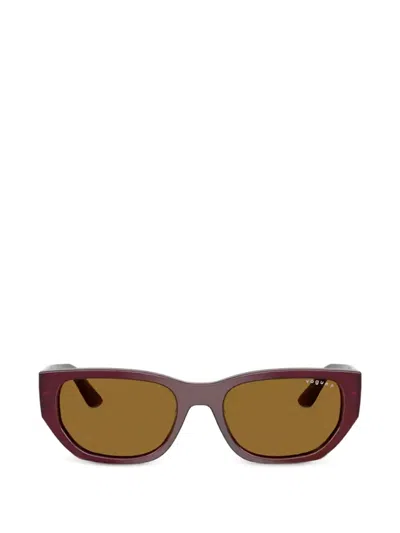 Vogue Eyewear Geometric-frame Sunglasses In Rot