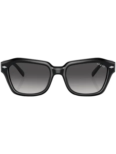 Vogue Eyewear Square-frame Angular Sunglasses In Schwarz