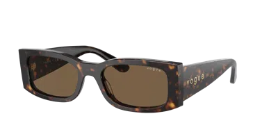 Vogue Eyewear Woman Sunglass Vo5584s In Dark Brown