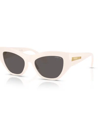 Vogue Eyewear Women's Sunglasses Vo5607s In Black Smoke