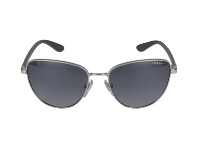 Vogue Sunglasses  0vo4286s 323/8s 56/17/135 In Gray