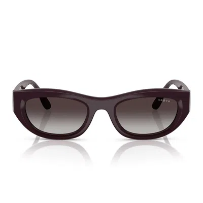 Vogue Sunglasses Vo5616 S 24268 G Bordeaux Full/grigio Sfumato Women In Brown