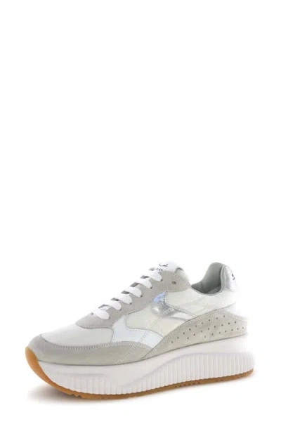 Voile Blanche Lana Fresh Metallic Sneaker In White