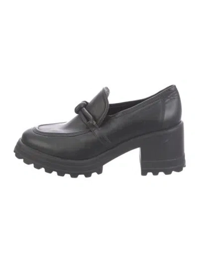 Pre-owned Voile Blanche Leather Pumps In Black