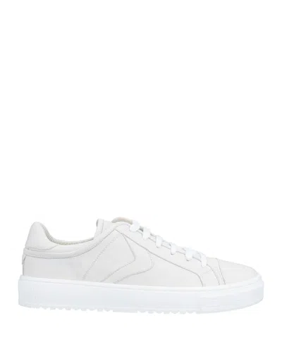Voile Blanche Sneakers In White