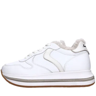 Voile Blanche Sneakers In White