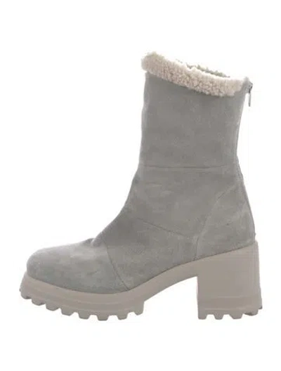 Pre-owned Voile Blanche Suede Boots In Gray