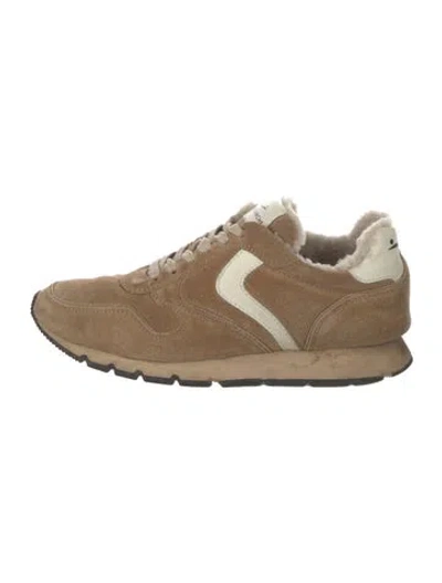 Pre-owned Voile Blanche Suede Fur Trim Sneakers In Brown