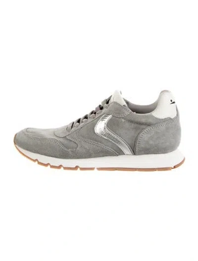 Pre-owned Voile Blanche Suede Sneakers In Gray