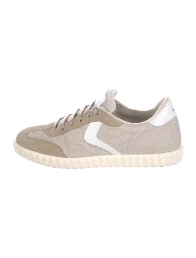 Pre-owned Voile Blanche Suede Sneakers In Neutral