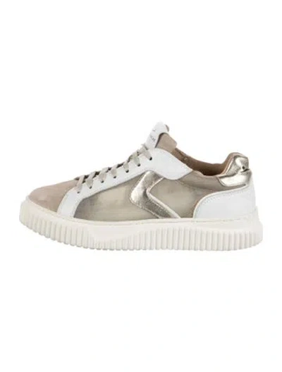 Pre-owned Voile Blanche Suede Sneakers In Neutral