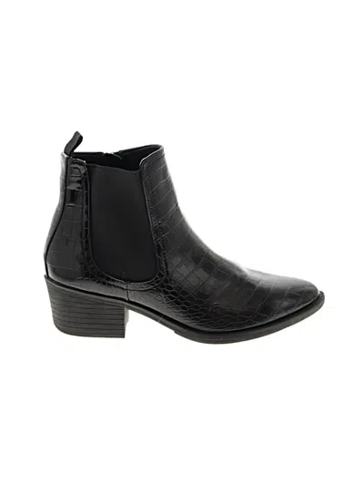 Pre-owned Volatile Ankle Boots In Black
