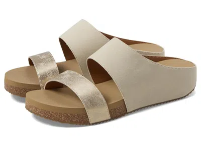 Volatile Campfire In White