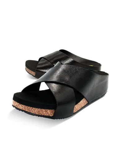 Volatile Women's Ablette Rustic Criss Cross Sandal In Black