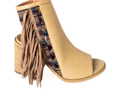 Volatile Women's Fayette Fringe Heeled Sandal In Natural In White