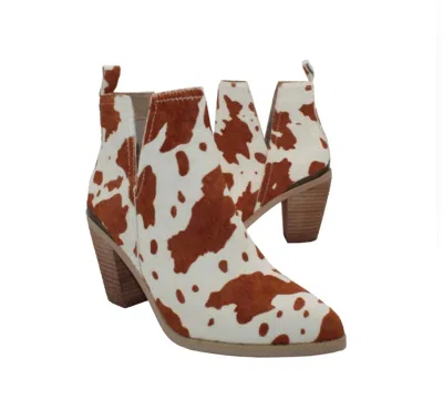 Volatile Women's Mumba Cowhide Bootie In Tan/white In Multi