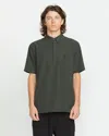 Volcom Japan Men's Sense Popover Short Sleeve Shirt In Green